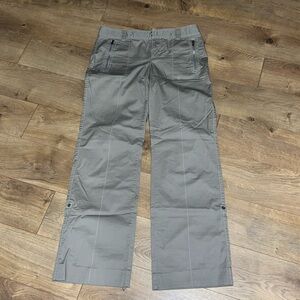 Beautiful Athleta khaki pants.